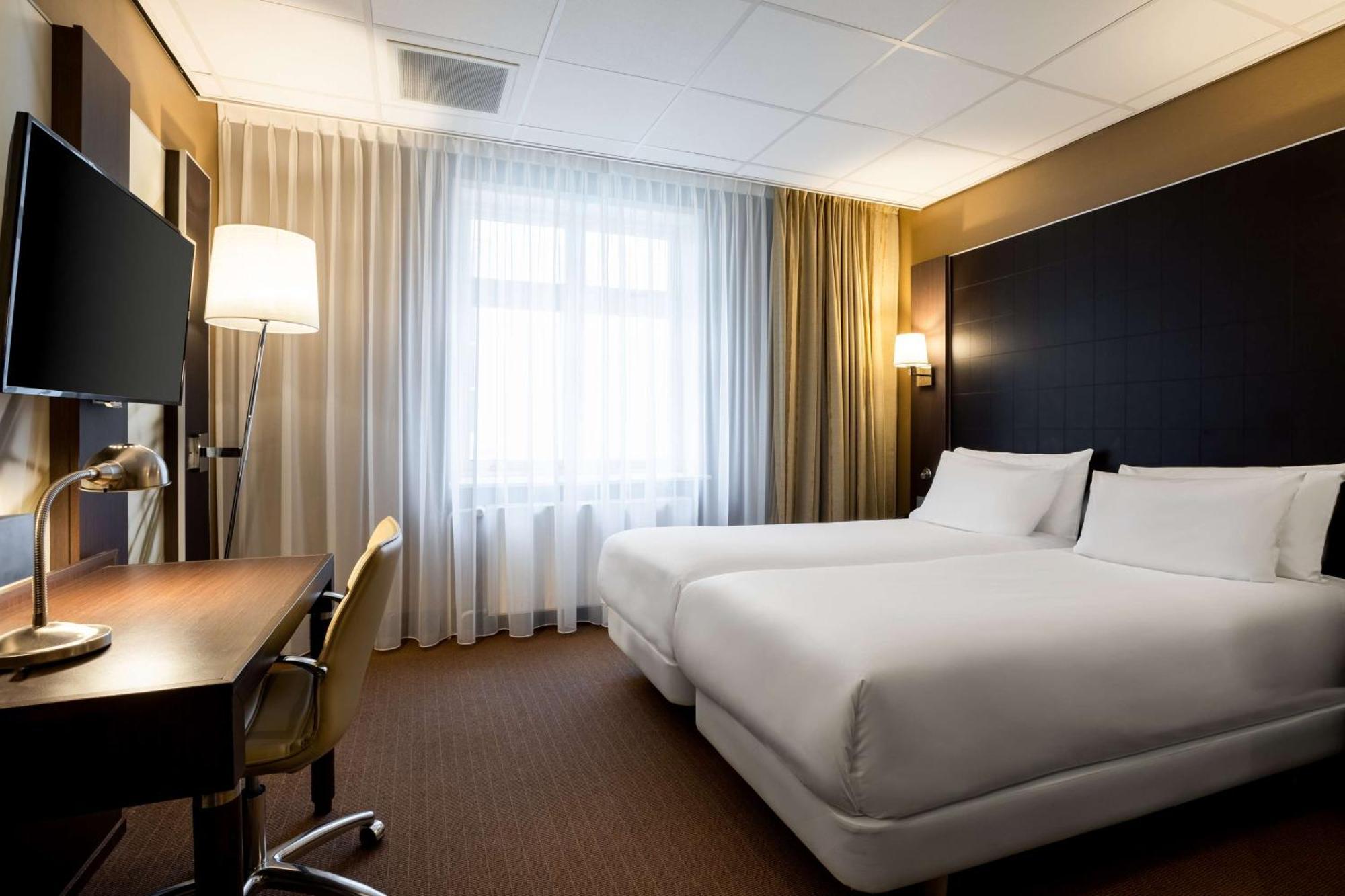 Nh Centre Utrecht Hotel Εξωτερικό φωτογραφία